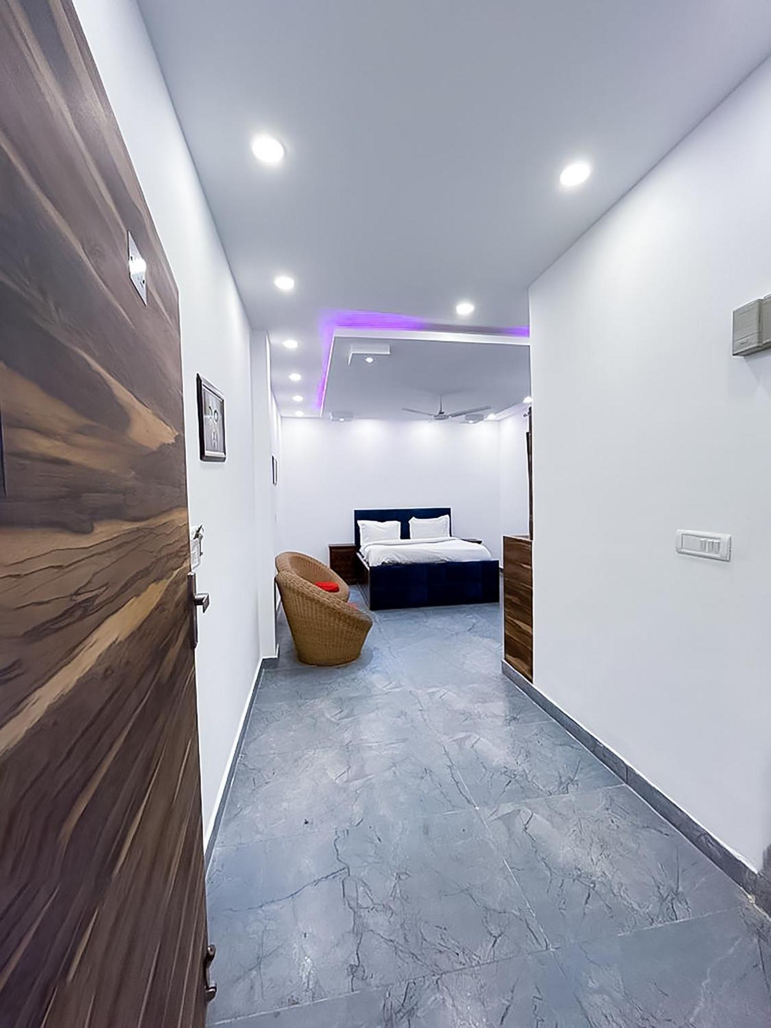 Hotel Js Garden - Near Jaypee Hospital Noida Extérieur photo
